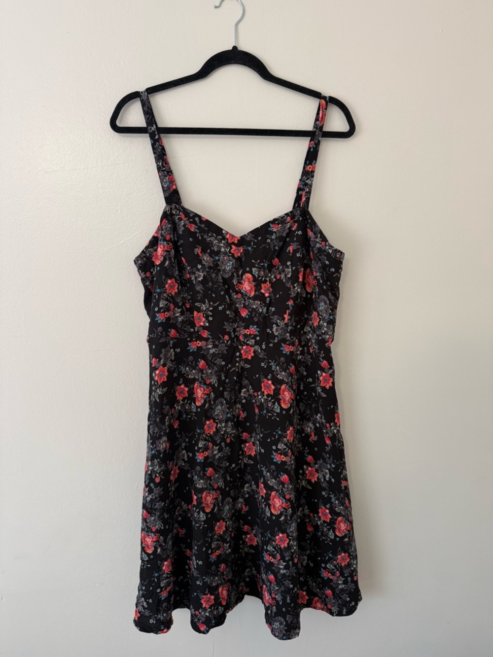 Torrid - Black Floral Skater Dress Smocked Sleeveless Summer NWOT Size 1 (16/18) - Picture 2 of 15
